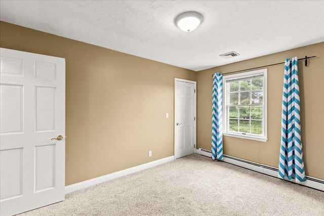333 NEWCOMER RD, Windsor, PA 17366