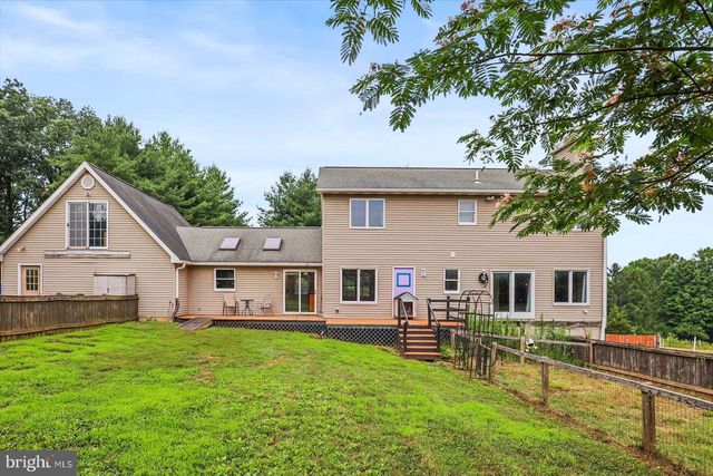 333 NEWCOMER RD, Windsor, PA 17366