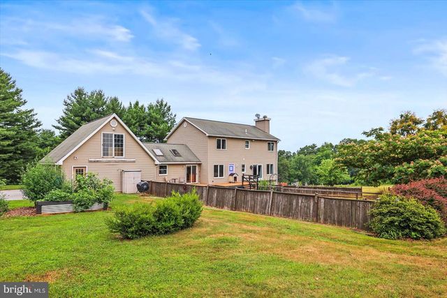 333 NEWCOMER RD, Windsor, PA 17366