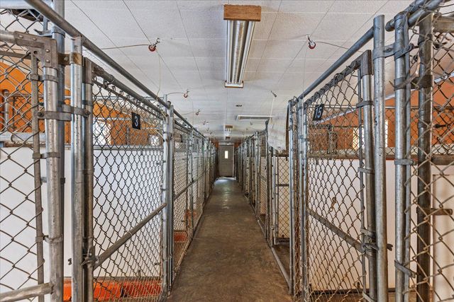 333 NEWCOMER RD, Windsor, PA 17366