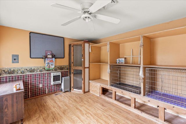 333 NEWCOMER RD, Windsor, PA 17366