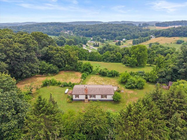 333 NEWCOMER RD, Windsor, PA 17366