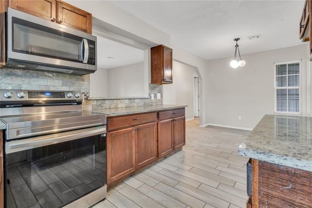 617 SW 71st Street, Oklahoma City, OK 73139