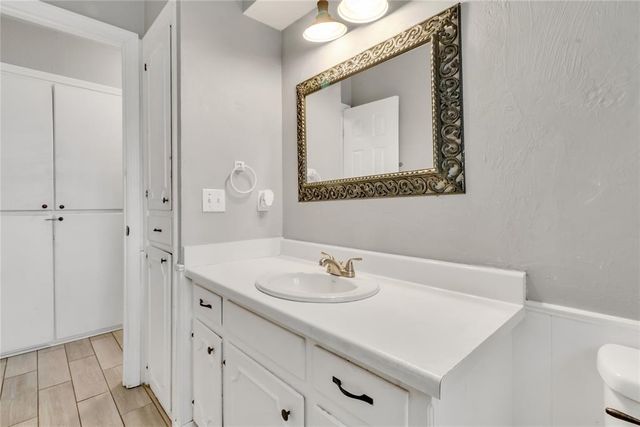 617 SW 71st Street, Oklahoma City, OK 73139