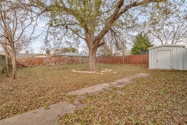 617 SW 71st Street, Oklahoma City, OK 73139