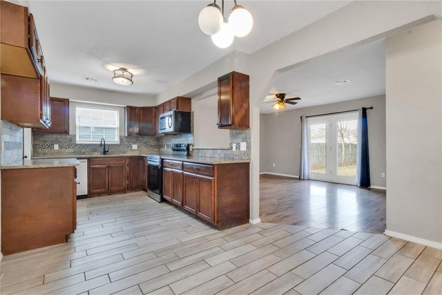 617 SW 71st Street, Oklahoma City, OK 73139