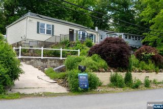 20 Greenwood Avenue, Wanaque, NJ 07420