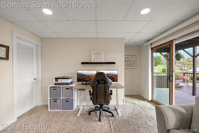 4395 Navarra Avenue, White Lake Charter Township, MI 48383