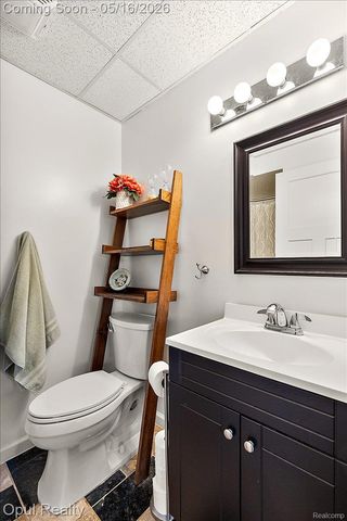 4395 Navarra Avenue, White Lake Charter Township, MI 48383