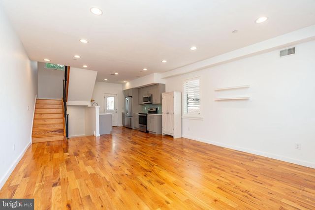1719 ERDMAN ST, Philadelphia, PA 19130