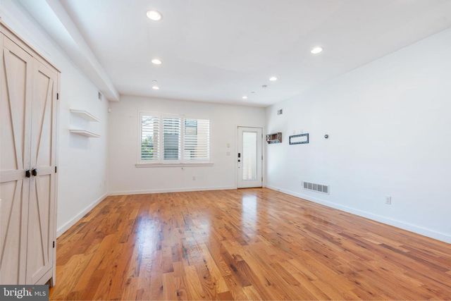 1719 ERDMAN ST, Philadelphia, PA 19130