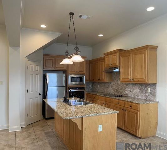 10157 Bonnet Cove Ave, Baton Rouge, LA 70810