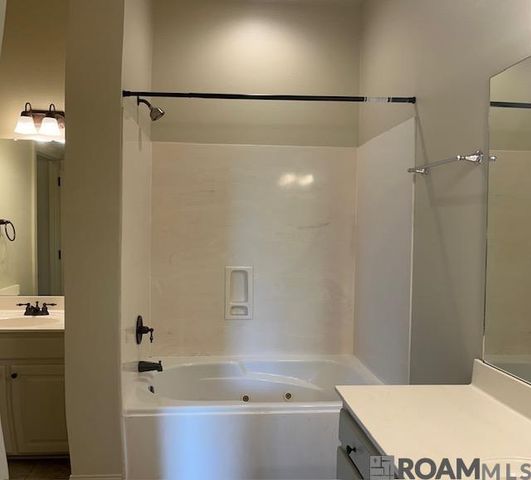 10157 Bonnet Cove Ave, Baton Rouge, LA 70810