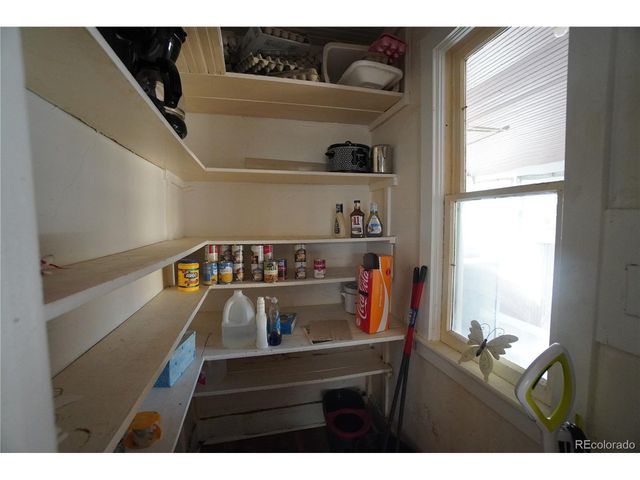 216 Indiana Ave, Walsenburg, CO 81089