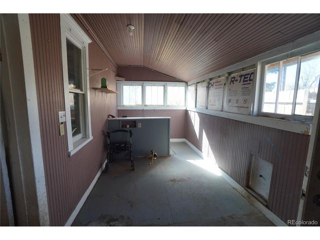 216 Indiana Ave, Walsenburg, CO 81089