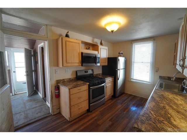 216 Indiana Ave, Walsenburg, CO 81089