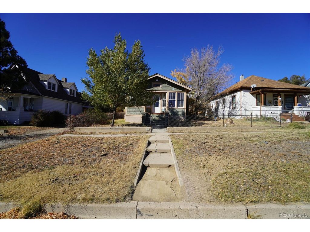 216 Indiana Ave, Walsenburg, CO 81089