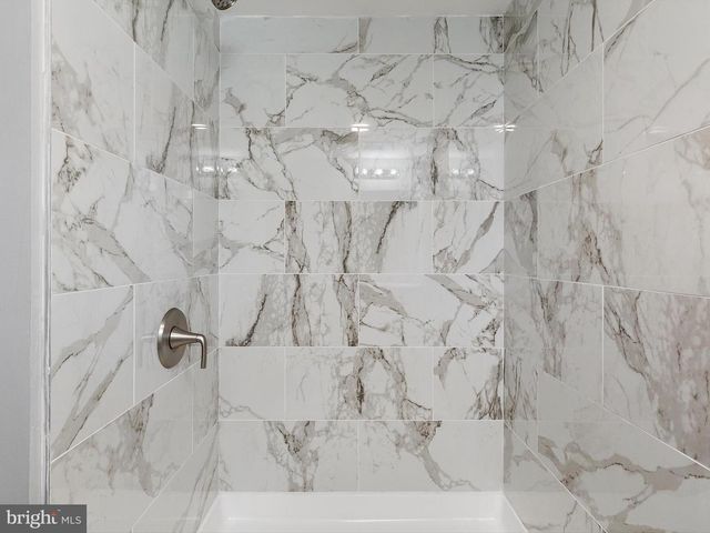 25 MANSION RD, Linthicum Heights, MD 21090