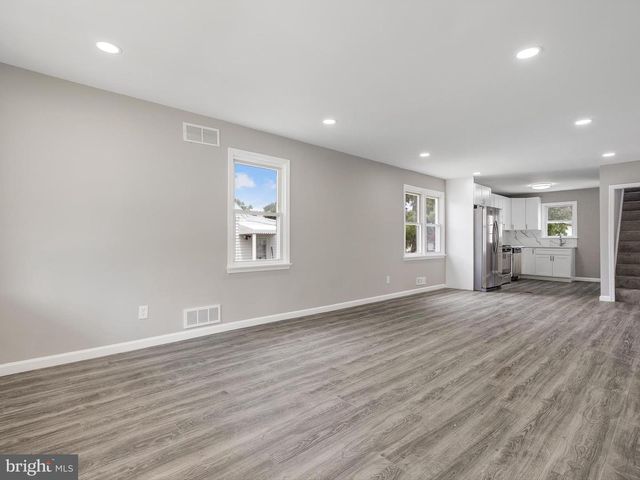25 MANSION RD, Linthicum Heights, MD 21090