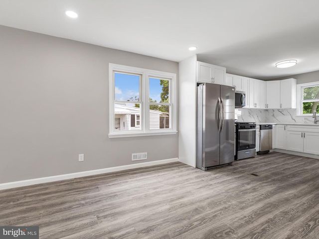 25 MANSION RD, Linthicum Heights, MD 21090
