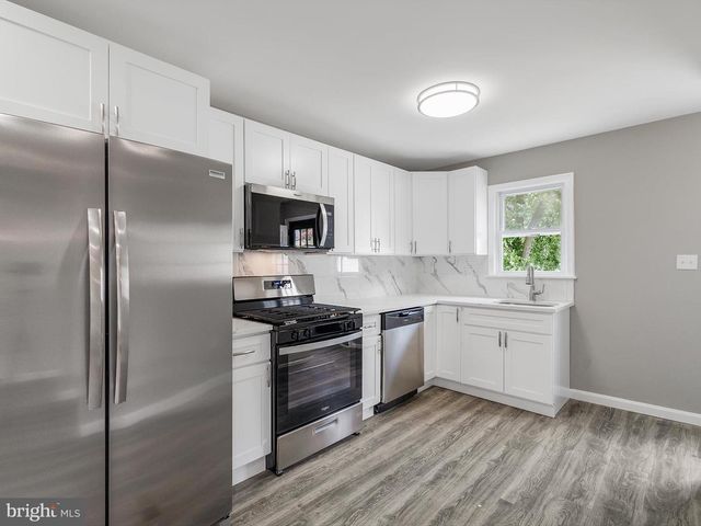 25 MANSION RD, Linthicum Heights, MD 21090