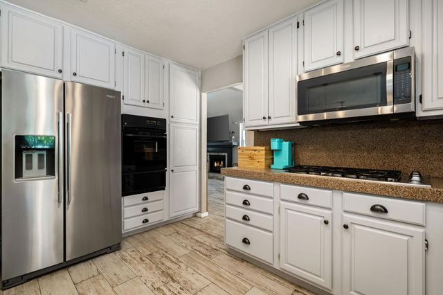 41945 Maryn Court, Palm Desert, CA 92211