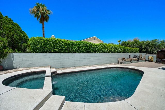 41945 Maryn Court, Palm Desert, CA 92211