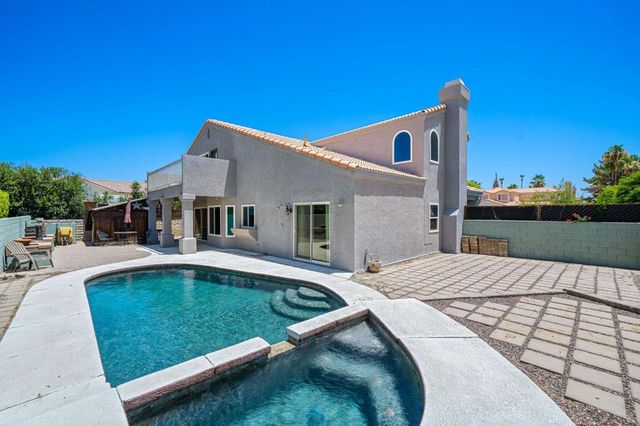 41945 Maryn Court, Palm Desert, CA 92211