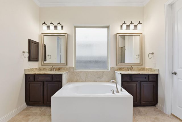 18915 Hilltop Valley Drive, Cypress, TX 77429