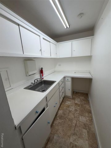 14551 Southfield Road, Allen Park, MI 48101