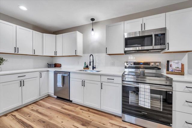 2206 Garstland DR, Roanoke, VA 24017