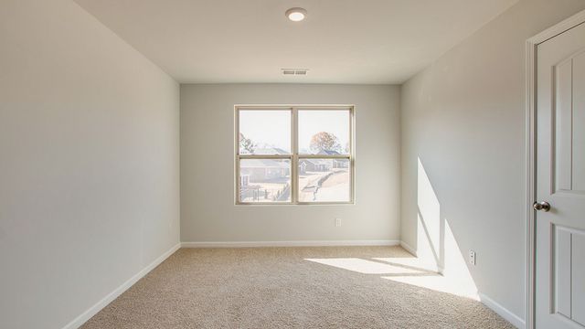 1135 Menge Avenue, White House, TN 37188