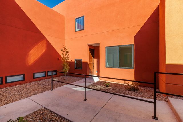 742 Avenida Veracruz 44, Santa Fe, NM 87506