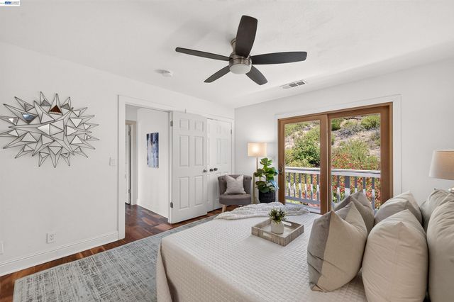 132 Mission Dr, Pleasanton, CA 94566
