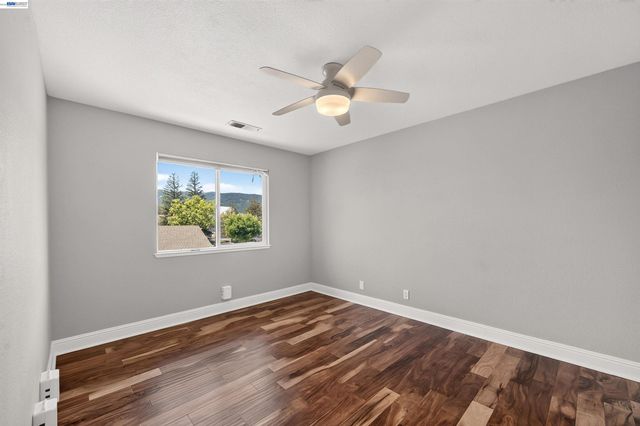 132 Mission Dr, Pleasanton, CA 94566