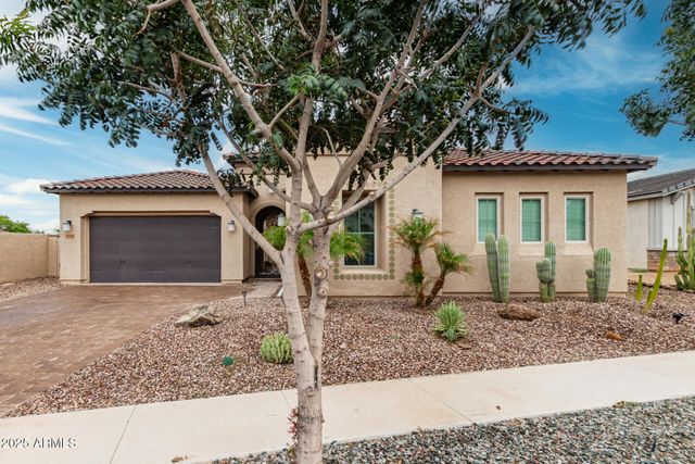 3010 E DESERT Lane, Phoenix, AZ 85042