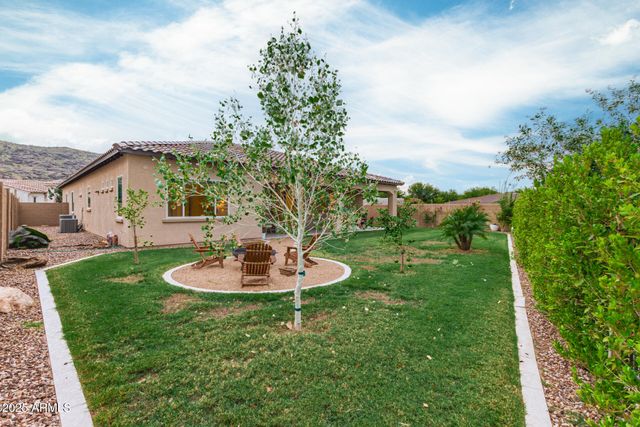 3010 E DESERT Lane, Phoenix, AZ 85042