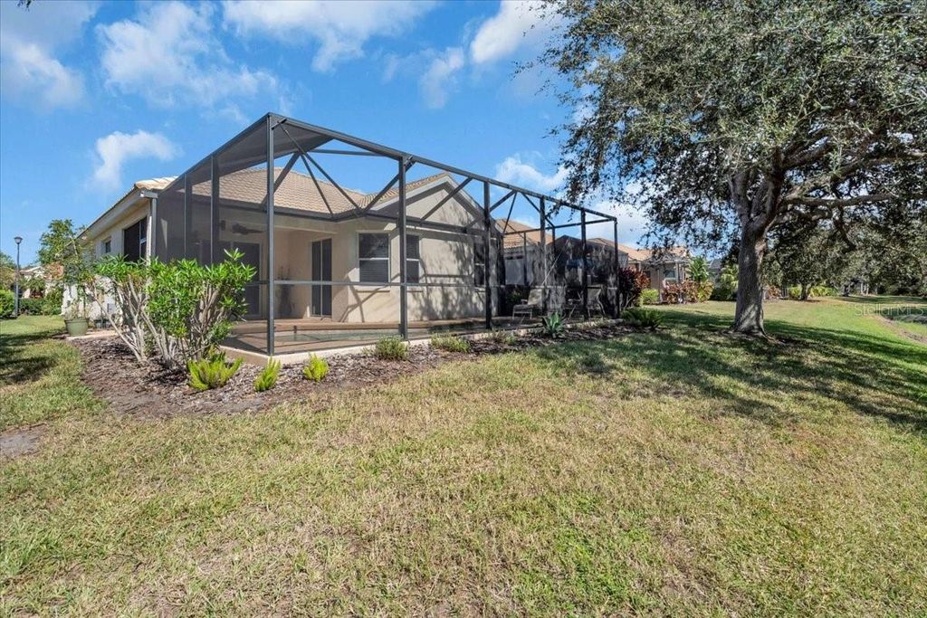 Image 34 of property listing at 7530 BIRDS EYE TERRACE, Bradenton, FL 34203