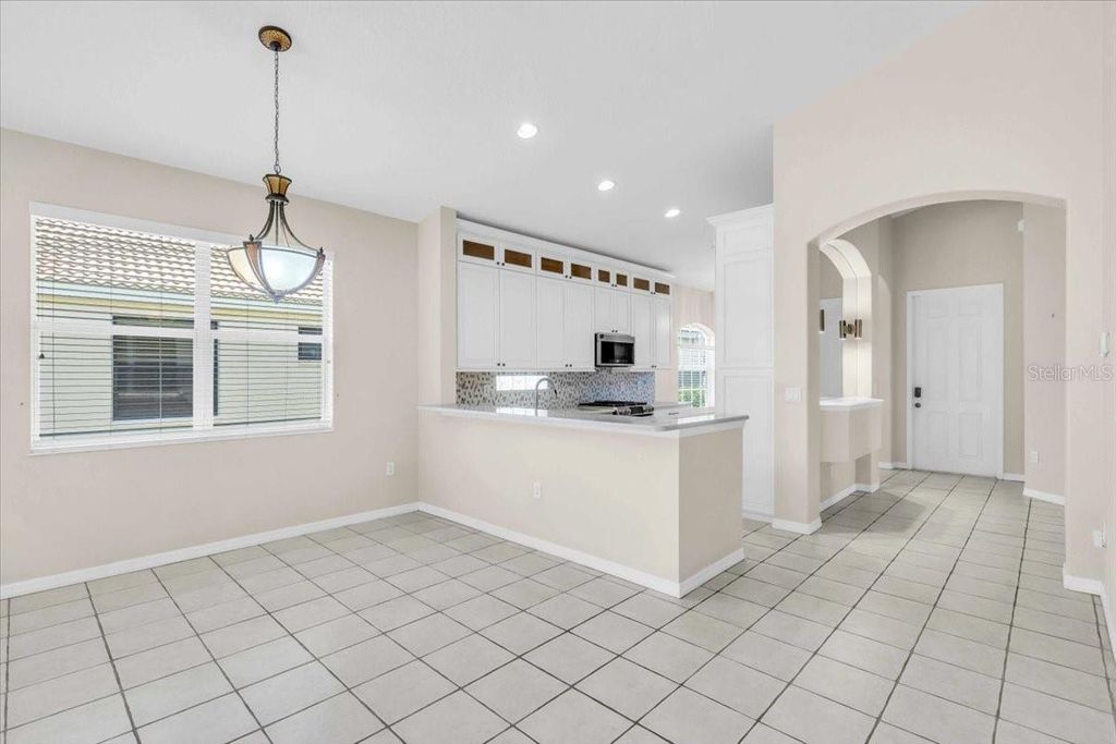 Image 5 of property listing at 7530 BIRDS EYE TERRACE, Bradenton, FL 34203
