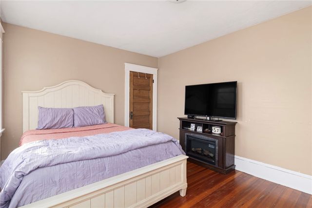 156 Putnam Street, East Providence, RI 02914