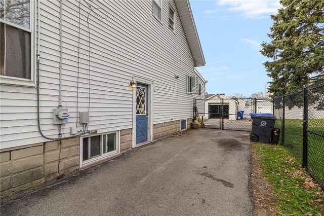 156 Putnam Street, East Providence, RI 02914