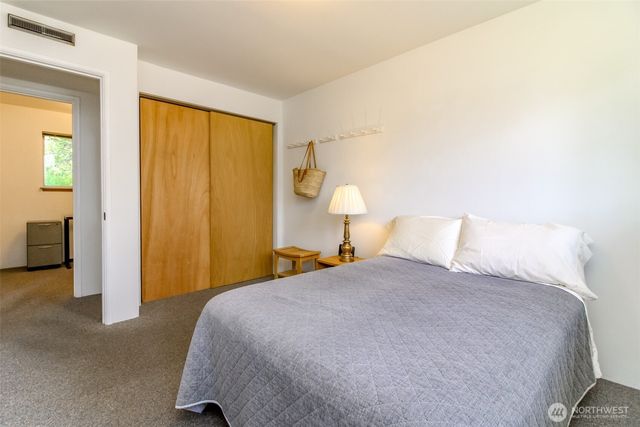 648 SW 107th Avenue, Seattle, WA 98146