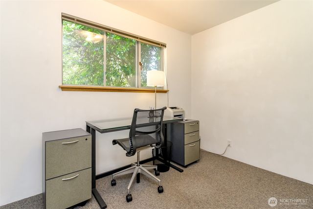 648 SW 107th Avenue, Seattle, WA 98146