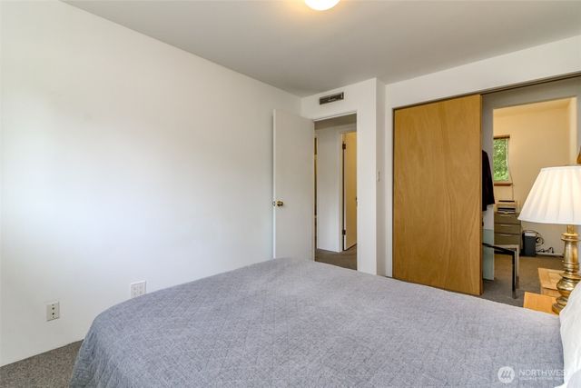 648 SW 107th Avenue, Seattle, WA 98146