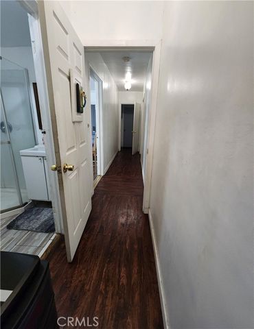 8345 Kester, Panorama City (los Angeles), CA 91402