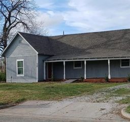 308 Ash Street, Crowley, TX 76036