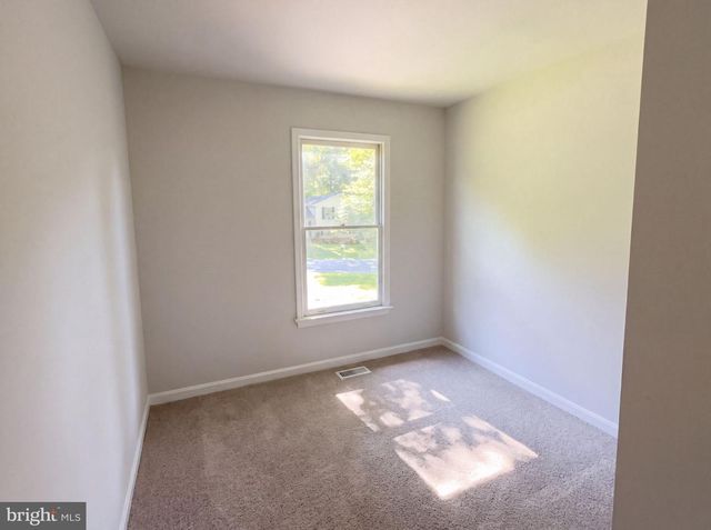 10711 CHESTERWOOD DR, Spotsylvania, VA 22553