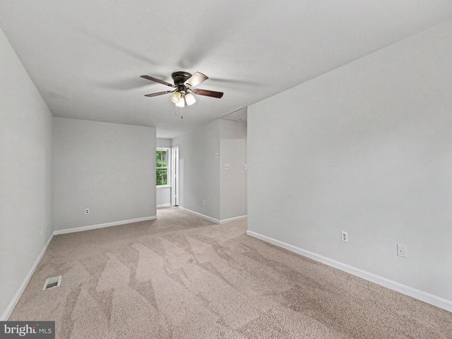10711 CHESTERWOOD DR, Spotsylvania, VA 22553