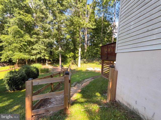 10711 CHESTERWOOD DR, Spotsylvania, VA 22553