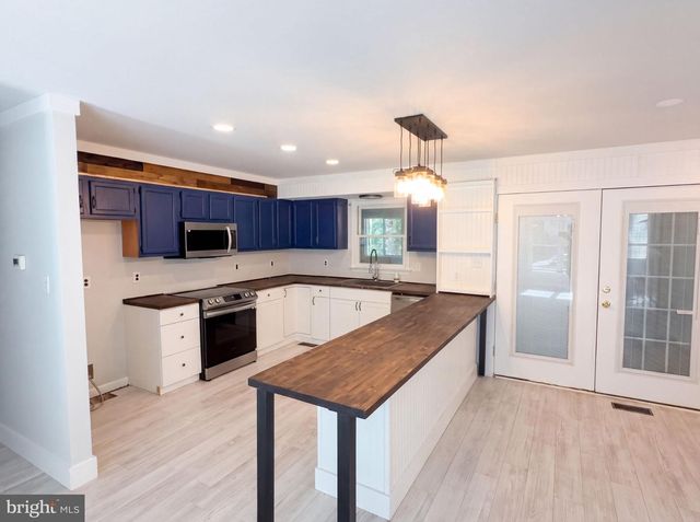 10711 CHESTERWOOD DR, Spotsylvania, VA 22553